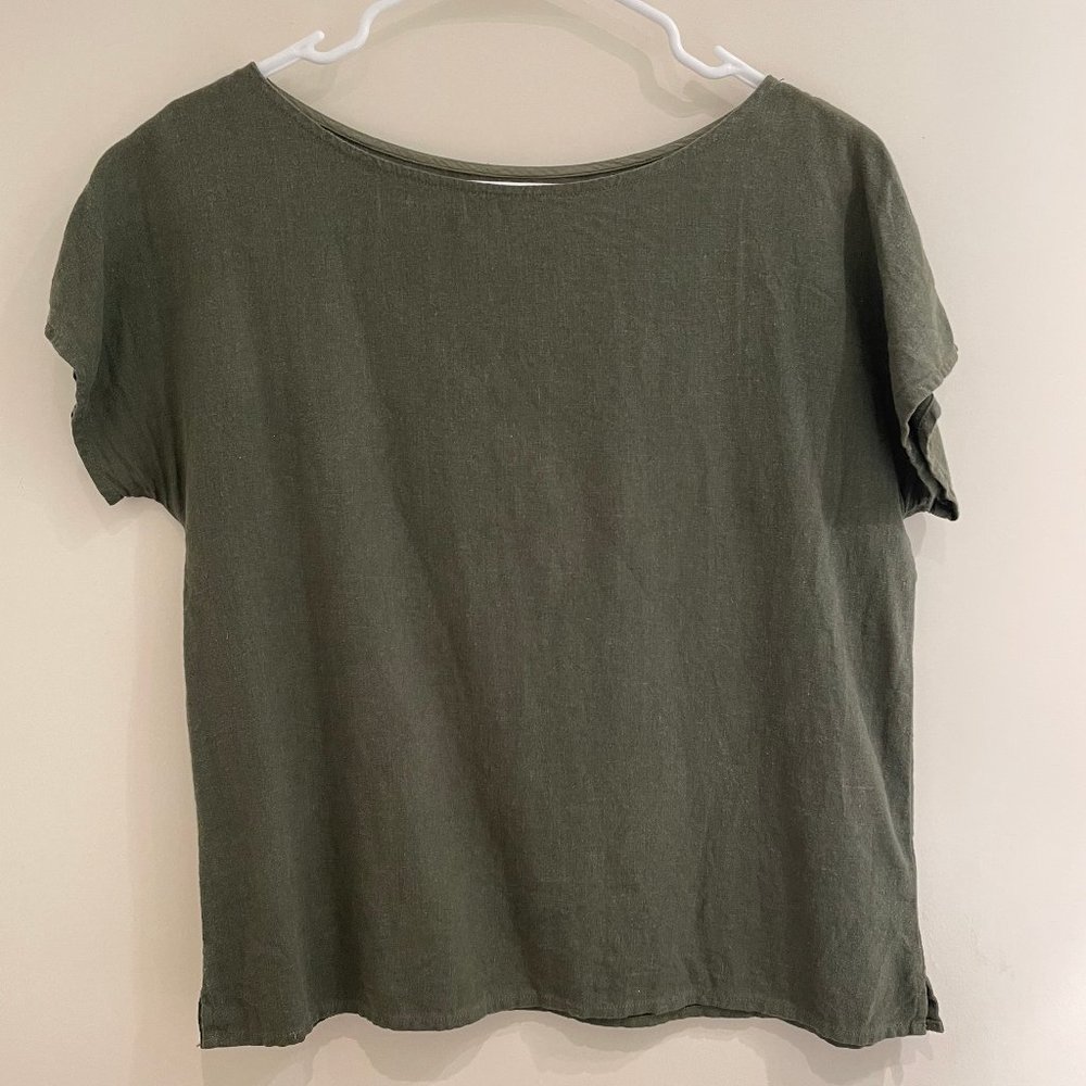 Me & Arrow Basic Tee